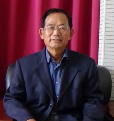 贊淮南硤石詩詞學會會長周文龍先生
