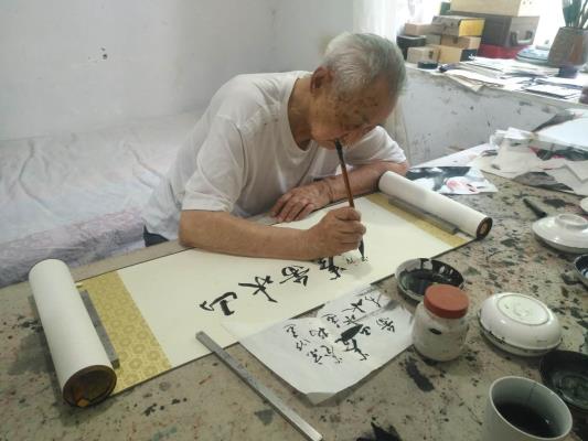 重陽節前訪100歲文化老人周墨兵
