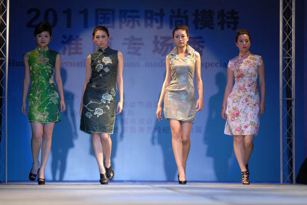2011年國(guó)際時(shí)尚模特淮南專場(chǎng)秀激情上演