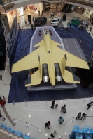 合肥萬達廣場驚現(xiàn)艦載機