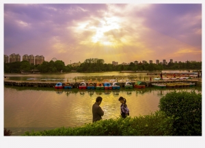 龍湖夕照