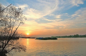 淮河夕照